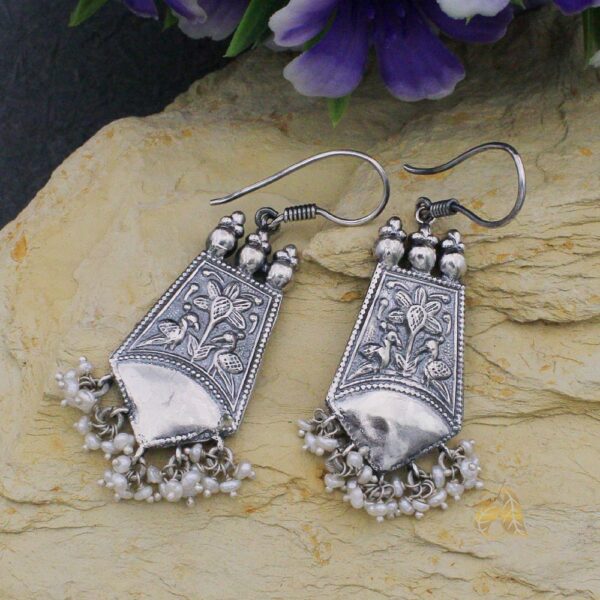 silver earring 29