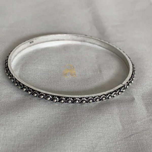 Silver Bangles and Bracelets 10(3)