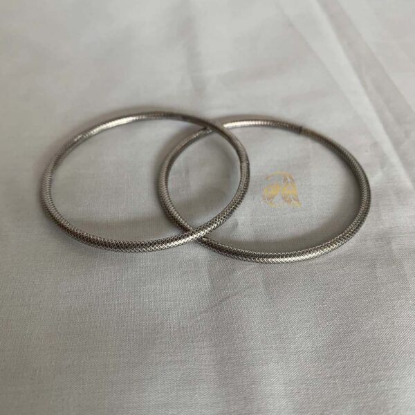 Silver Bangles and Bracelets 9(1)