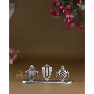 Lord Vishnu Shanku Chakra Namam Idol